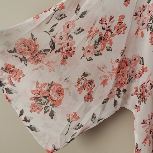 Floral kimono - Picture 2 of 3